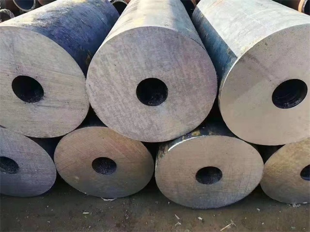 临沧厚壁热轧无缝钢管